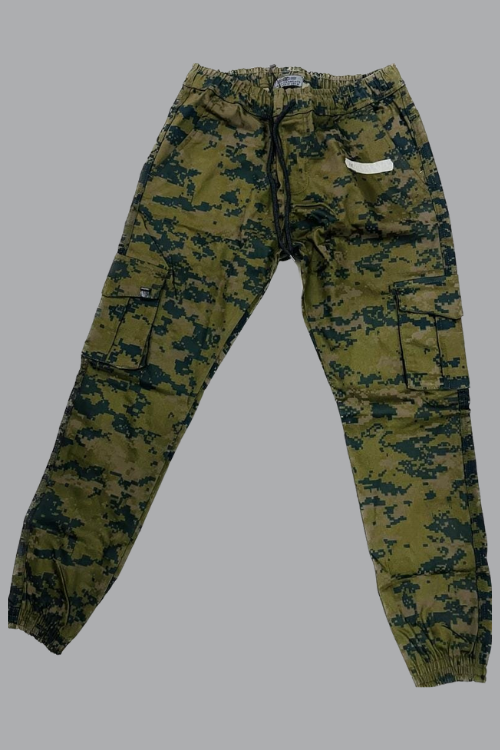 Camouflage cargo 9