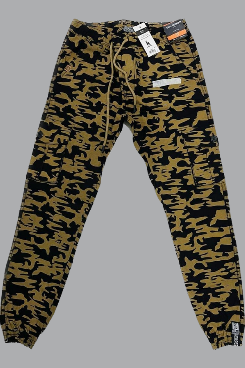 Camouflage cargo 10