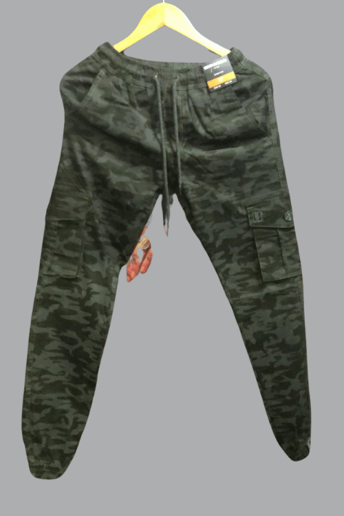 Camouflage cargo 12